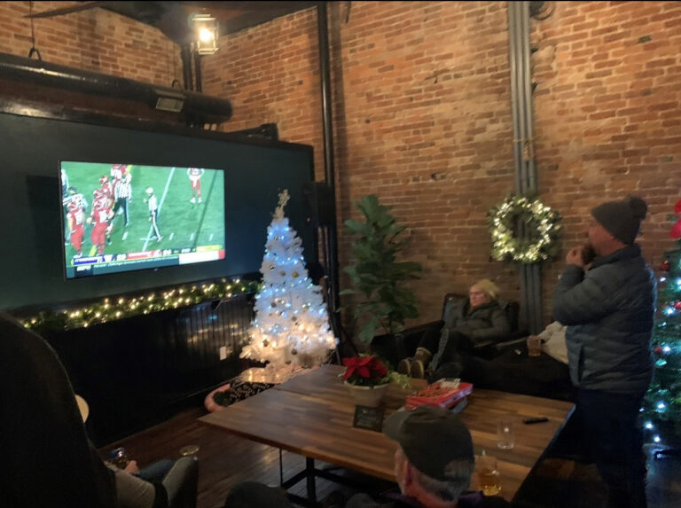 6th and cedar tv 768x573